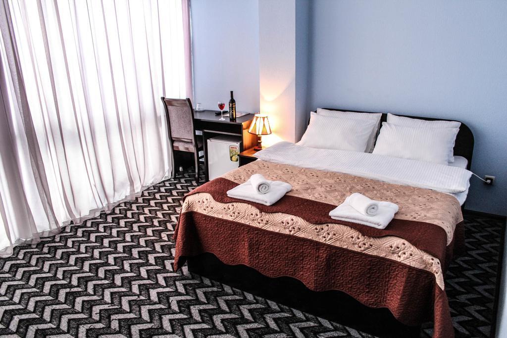 Royal Georgia Hotel Tbilisi Quarto foto