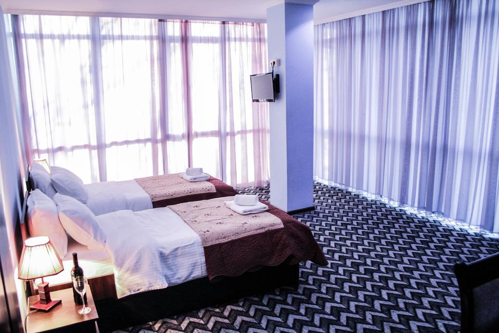 Royal Georgia Hotel Tbilisi Quarto foto